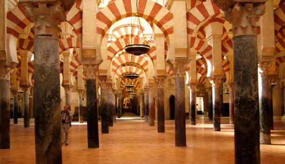 #EspañaEnLaHistoria. 17 de diciembre de 1984. La Mezquita-Catedral de Córdoba, declarada Patrimonio de la Humanidad