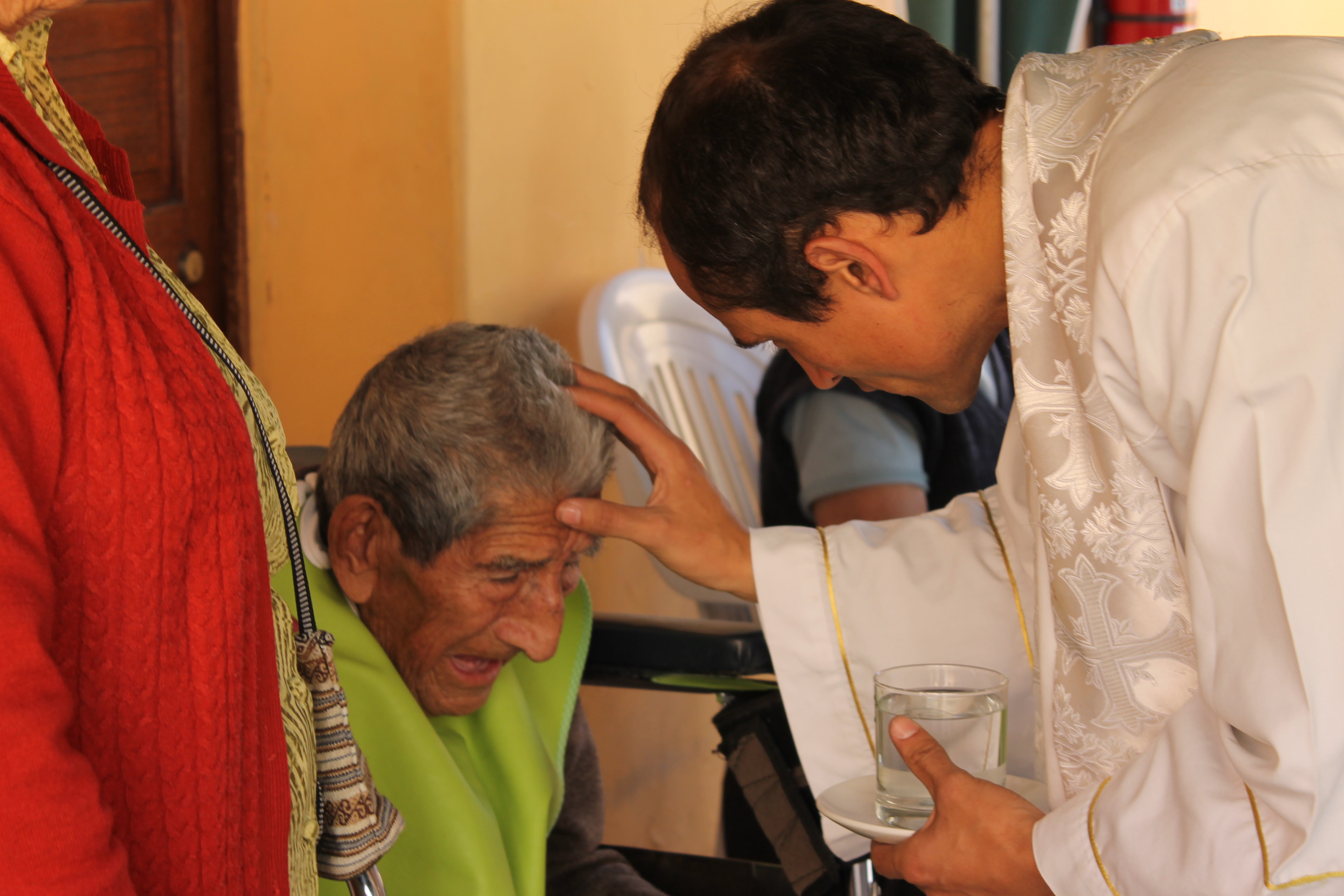 En Salamanca privan a los mayores de las residencias de los sacramentos