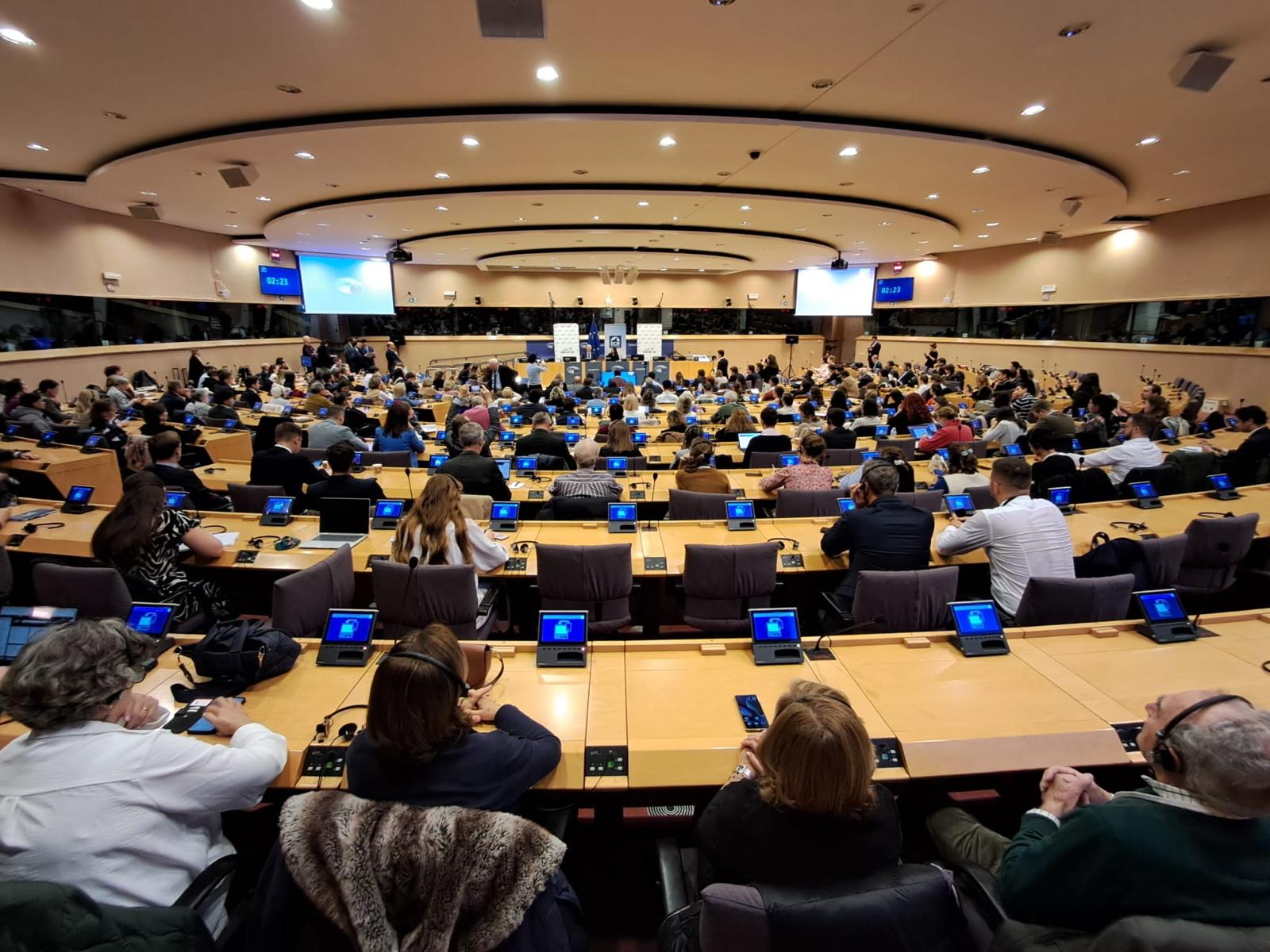 21800915-5503-439a-ba0c-8bd2617839d2